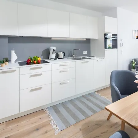 Apartment Meerzeit 6 *